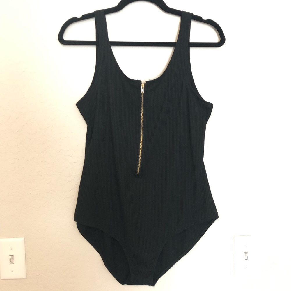 RUE21 Black bodysuit